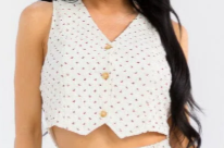 WOMEN'S SLEEVELESS BUTTON UP FLORAL TOP